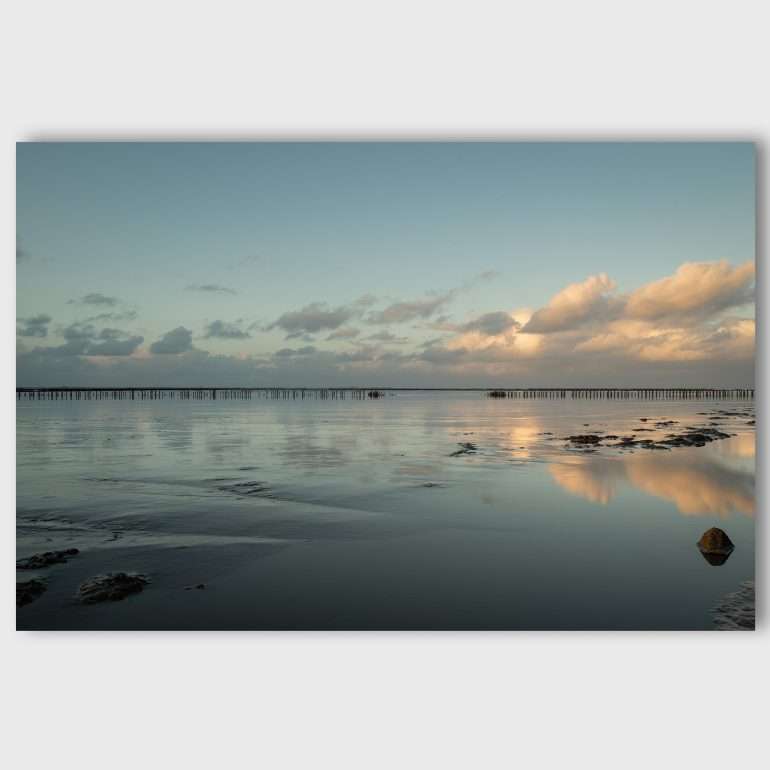Wanddecoratie Serene - Weerspiegeling in het Waddengebied van Noord Friesland