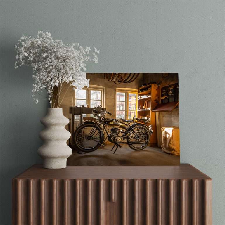 Wanddecoratie Classic Ride – Oude DKW motor in Den Gamle By, Aarhus