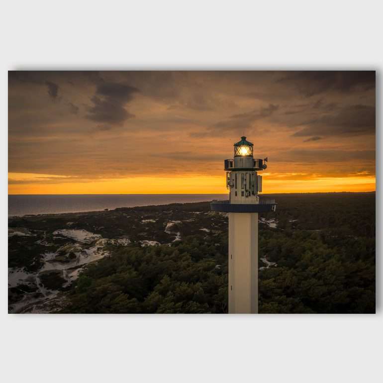 Wanddecoratie Eye-Level – Vuurtoren van Dueodde op Bornholm bij zonsondergang